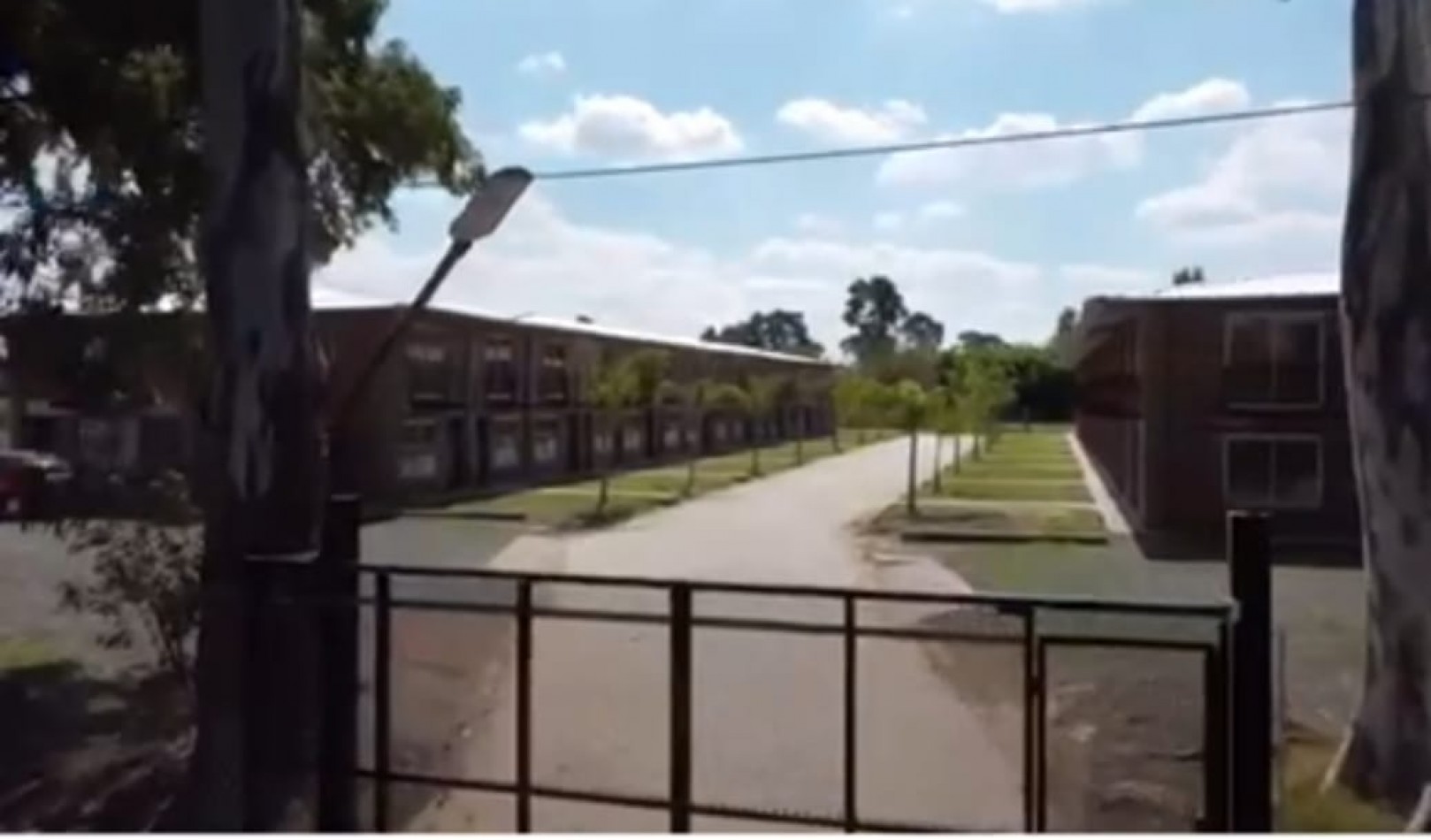 Venta Funes DUPLEX -  Complejo Pedro Rios - Zona Urbana  ACEPTA PERMUTA  HASTA 50% 