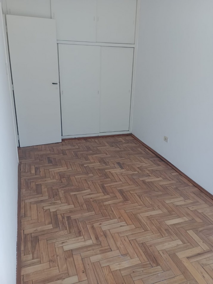 Nuevo Ingreso PH Escalera con cochera  - Rosario Centro APTO CREDITO 