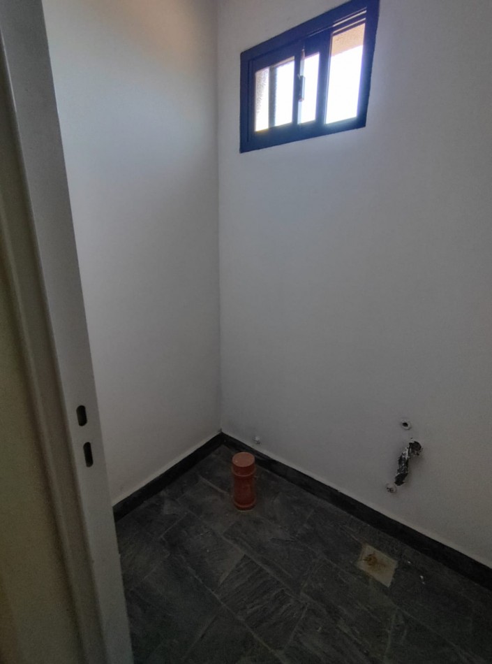 Alquiler permanente en Nuevo Condominio Funes Centro
