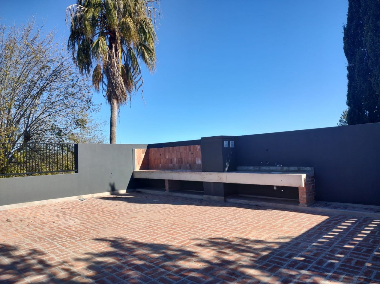 Alquiler permanente en Nuevo Condominio Funes Centro