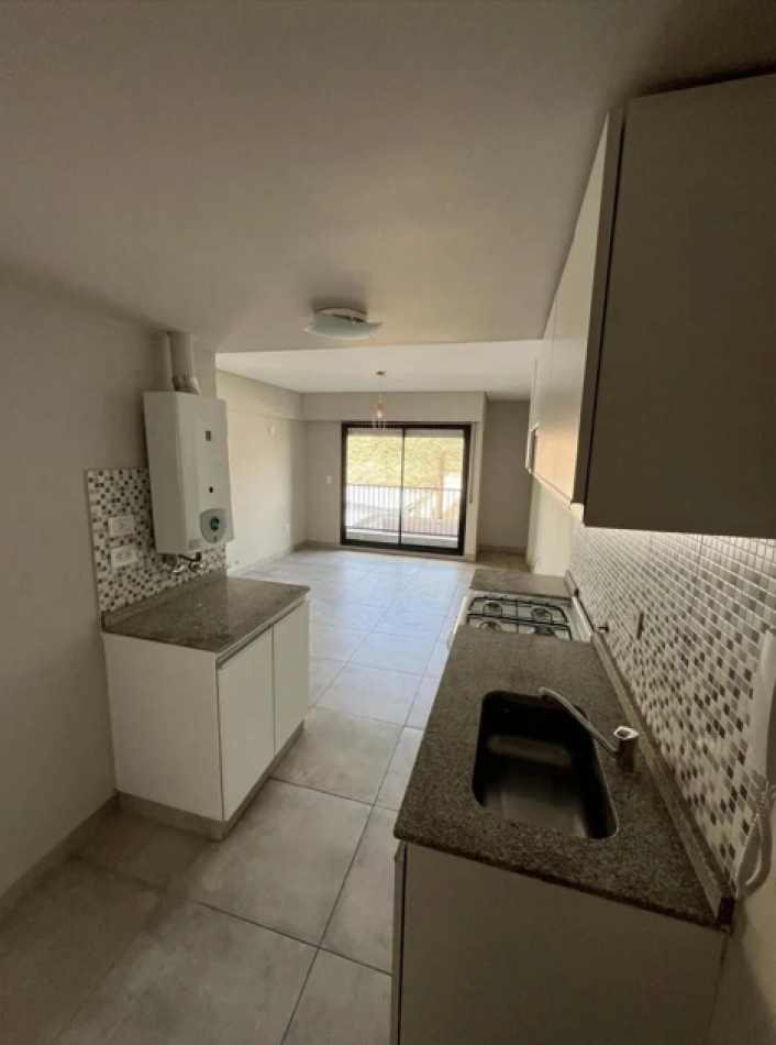 Departamento en venta de 1 dormitorio en Urquiza 2800 