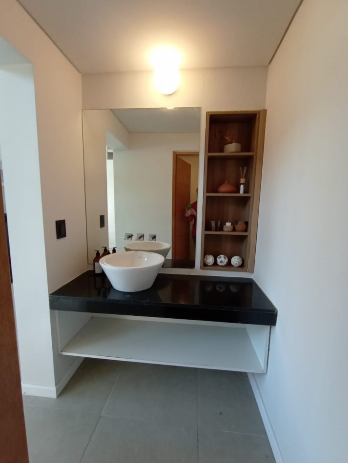 VENTA BARRIO PRIVADO FUNES HILLS MIRAFLORES POSIBILIDAD SUMAR LOTE LINDERO 