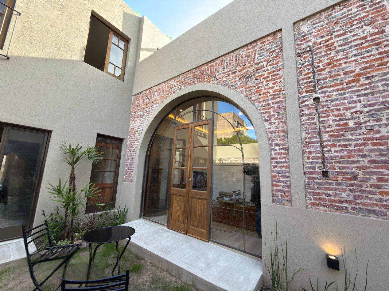 CASA DE 3 DORMITORIOS Y COMODIN EN B°LOURDES