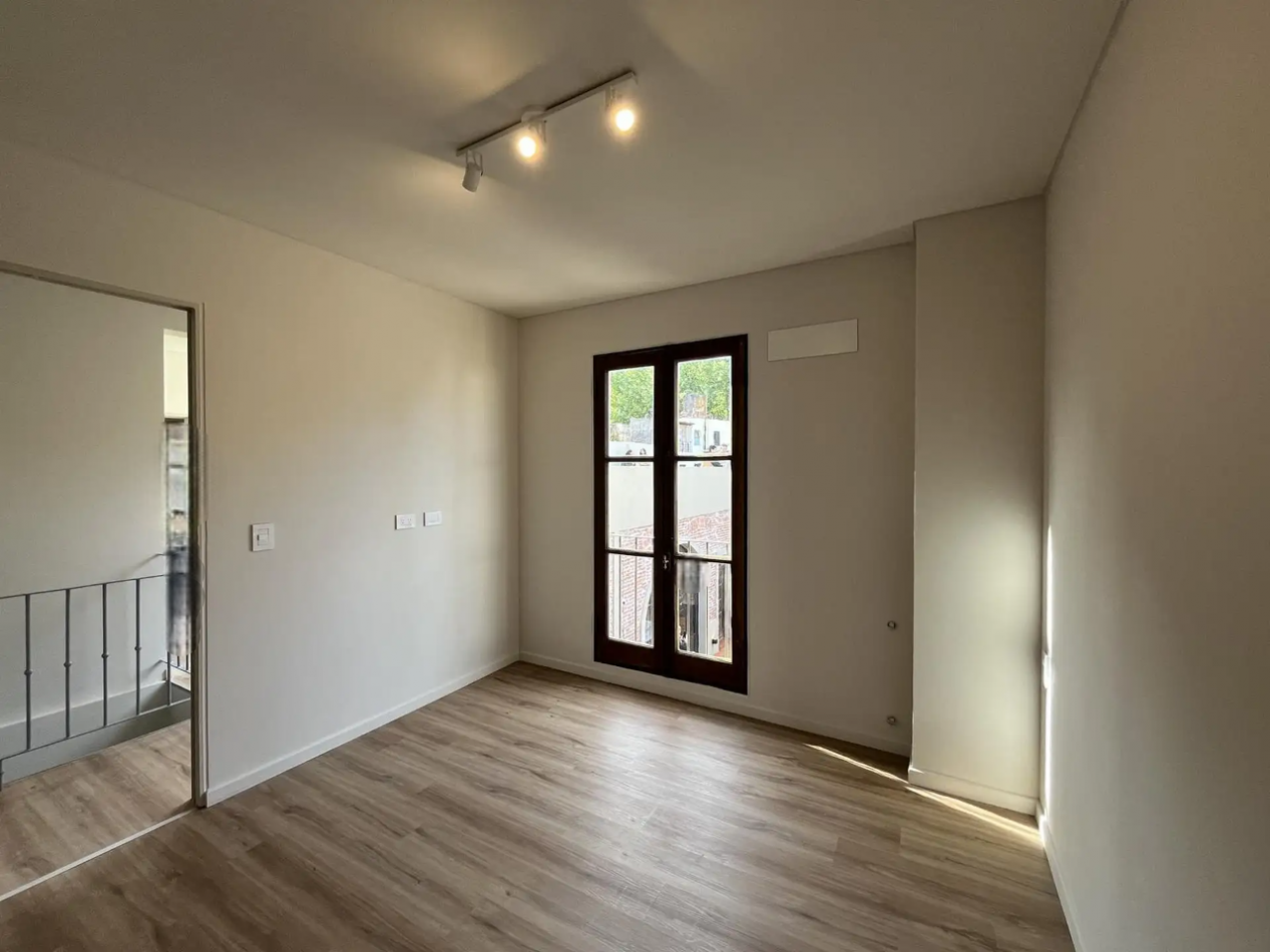 CASA DE 3 DORMITORIOS Y COMODIN EN B°LOURDES