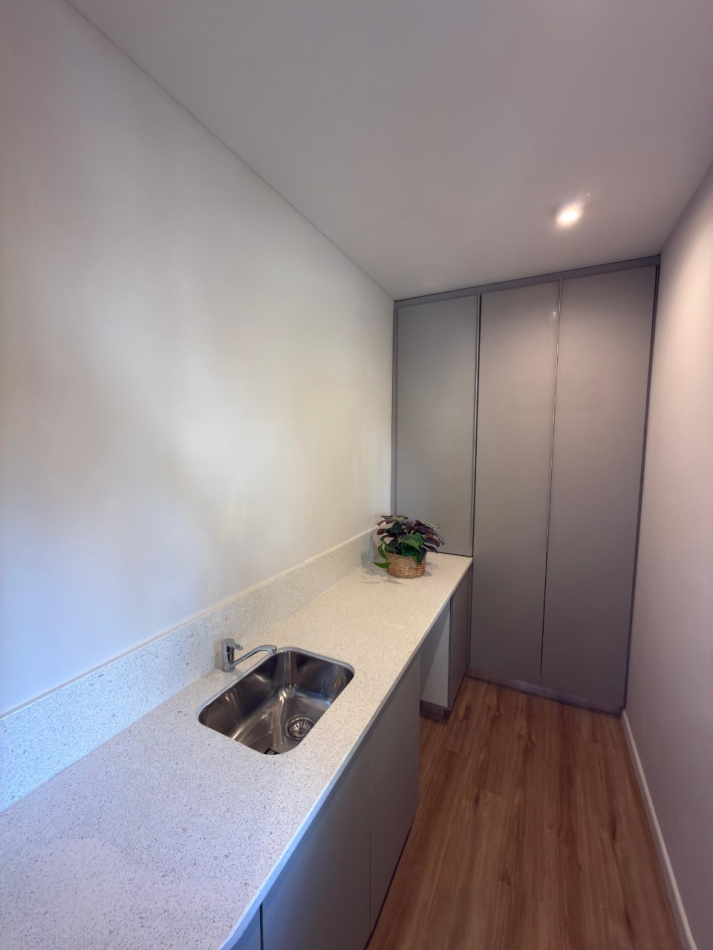 CASA DE 3 DORMITORIOS Y COMODIN EN B°LOURDES