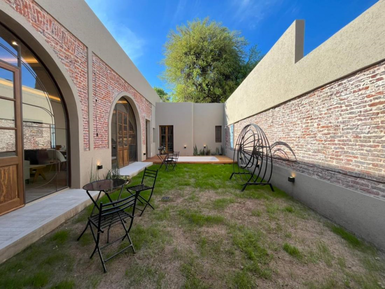 CASA DE 3 DORMITORIOS Y COMODIN EN B°LOURDES