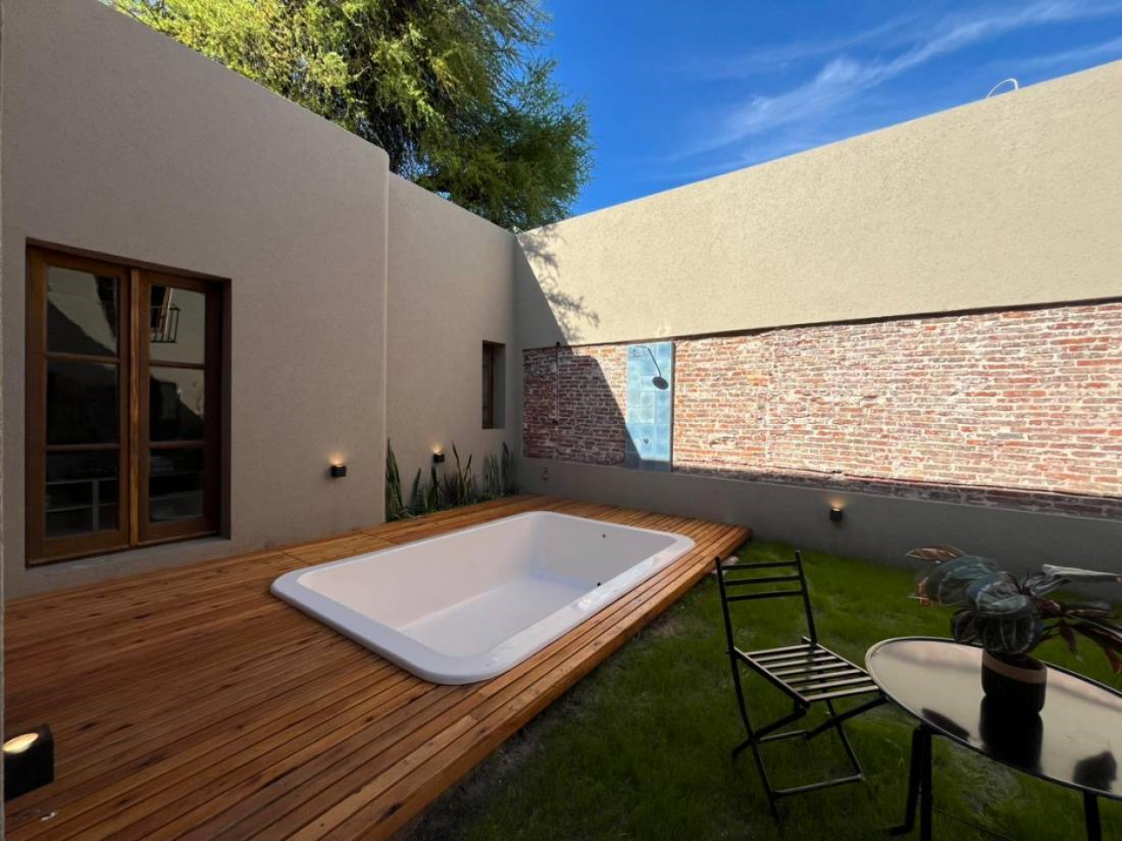 CASA DE 3 DORMITORIOS Y COMODIN EN B°LOURDES