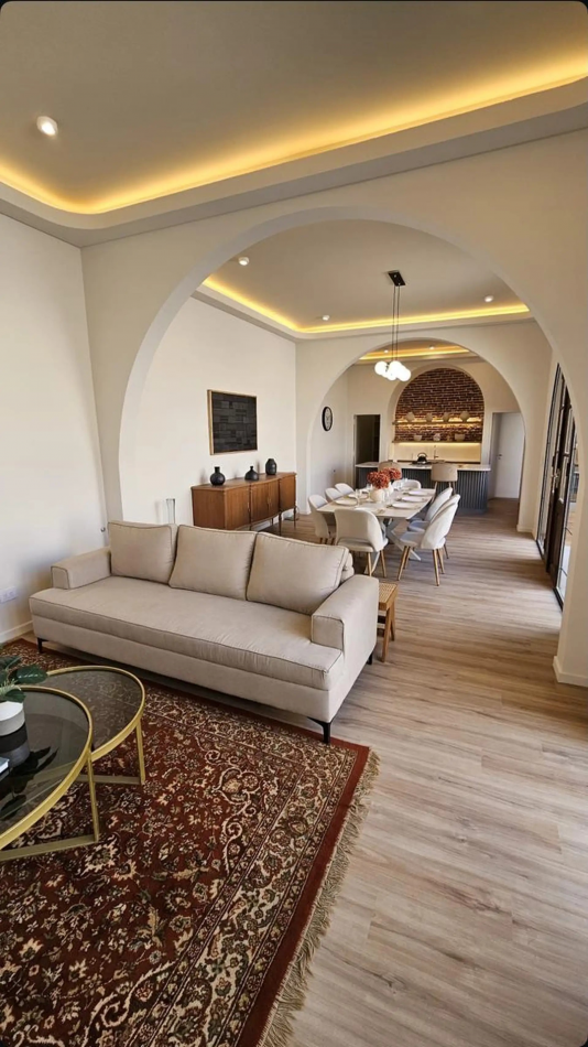 CASA DE 3 DORMITORIOS Y COMODIN EN B°LOURDES