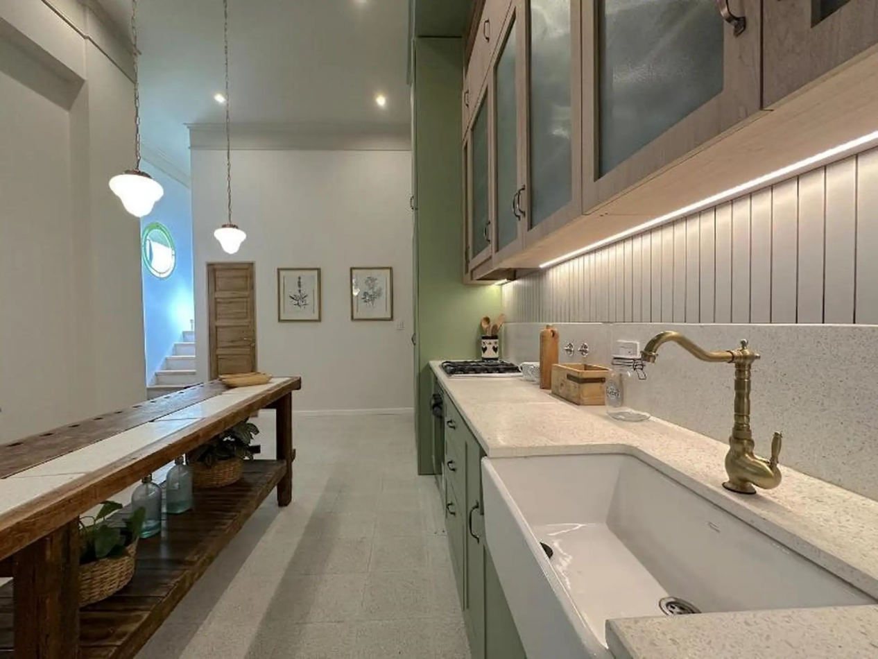 Casa de estilo de 3 dormitorios en Ricchieri 400