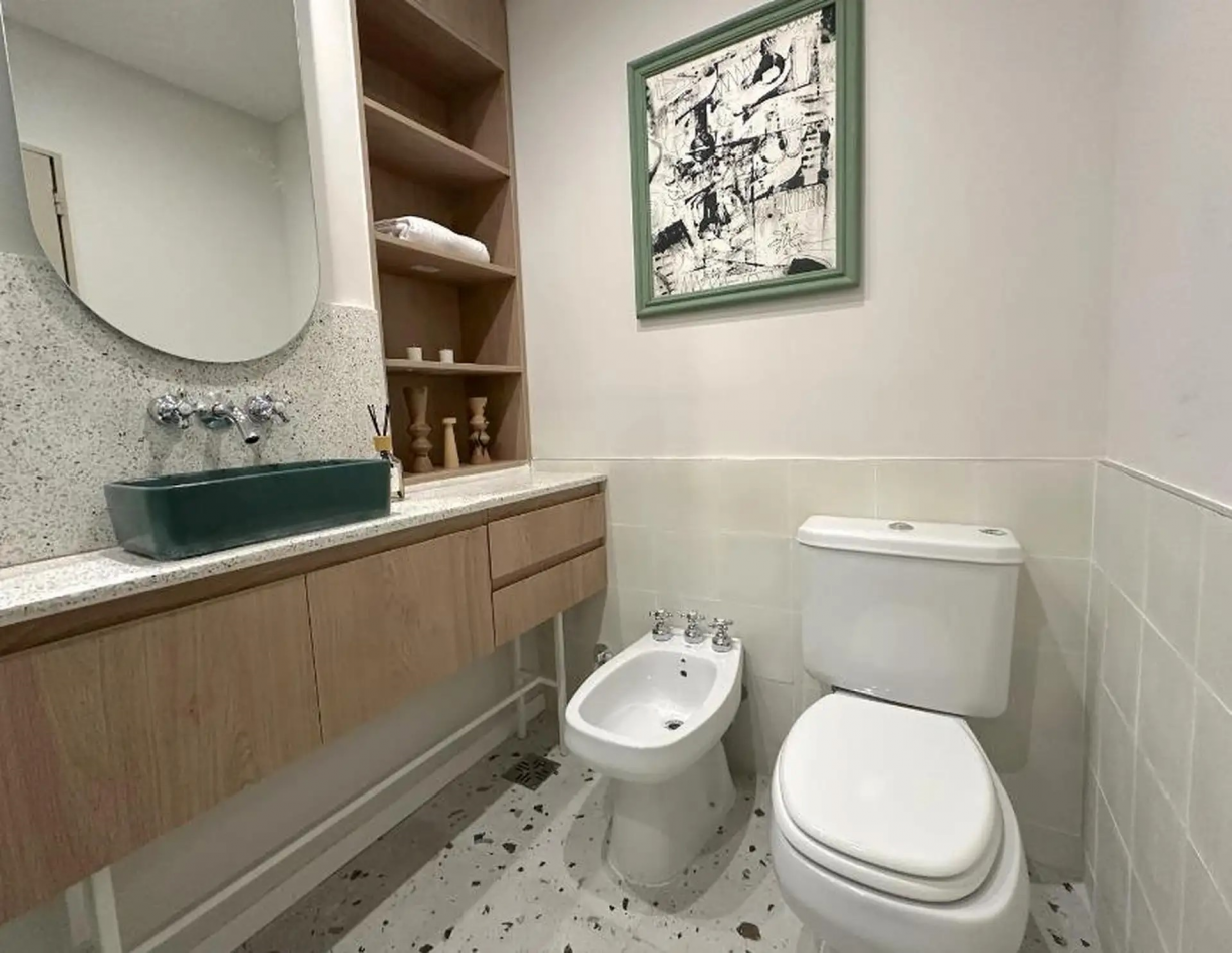 Casa de estilo de 3 dormitorios en Ricchieri 400