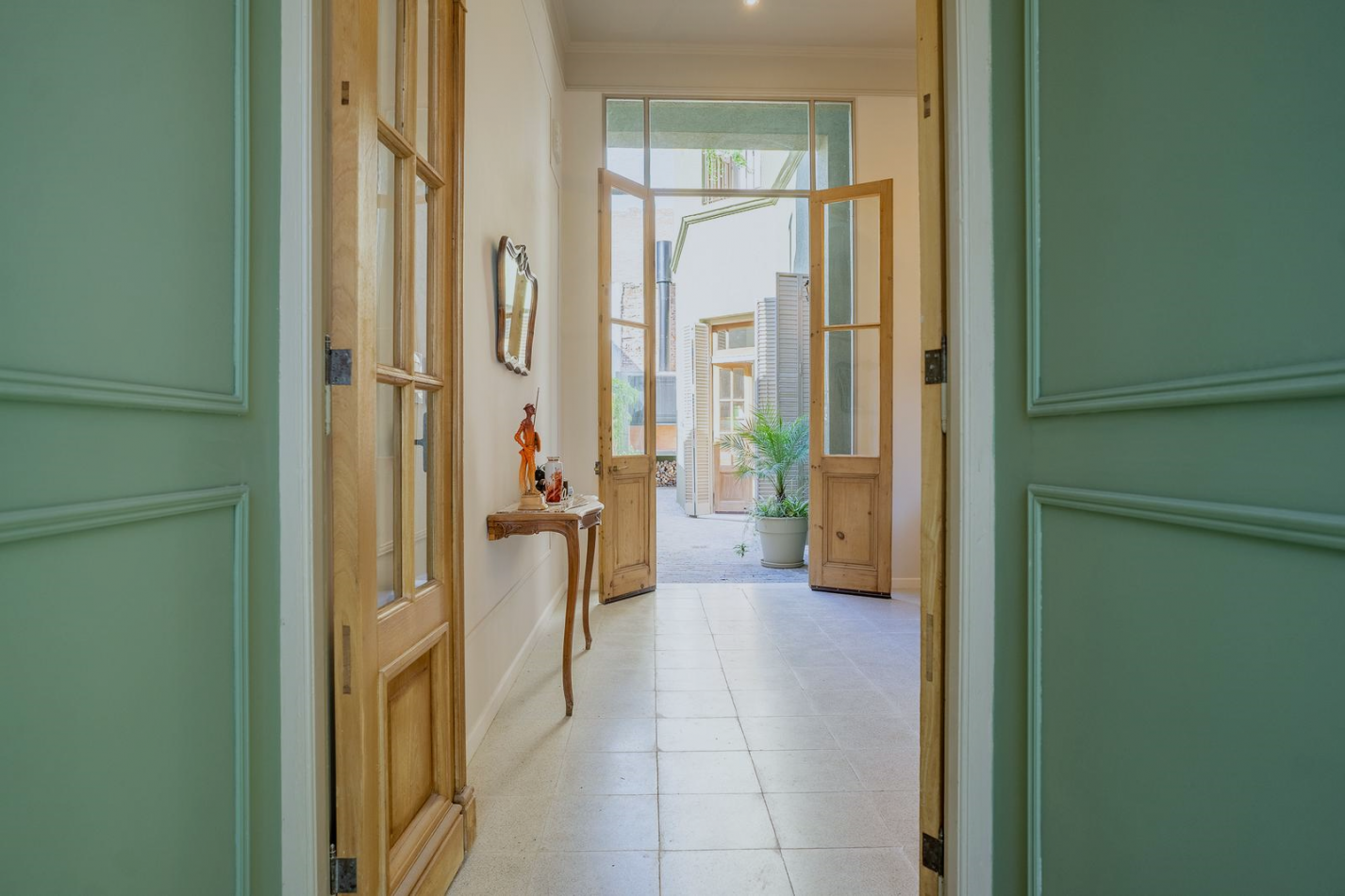 Casa de estilo de 3 dormitorios en Ricchieri 400