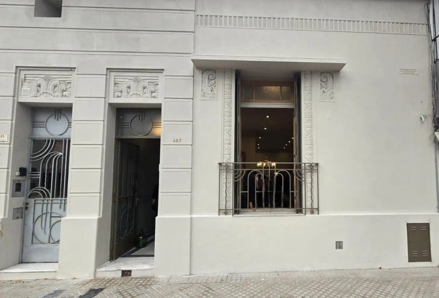 Casa de estilo de 3 dormitorios en Ricchieri 400