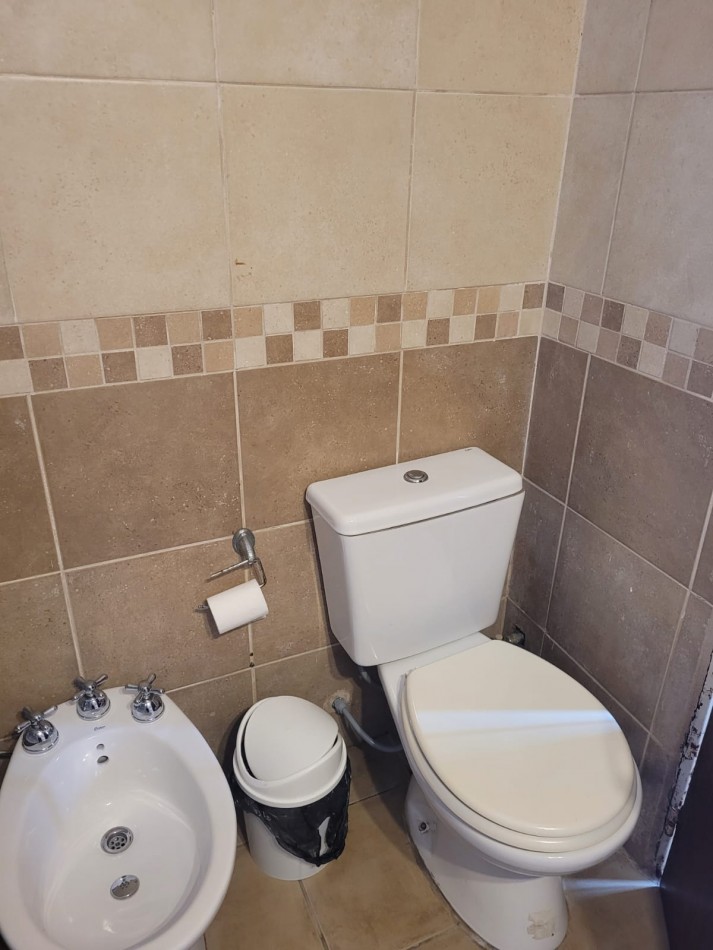 CASA DE 2 PLANTAS EN CENTENO Y BUENOS AIRES APTA A CREDITO