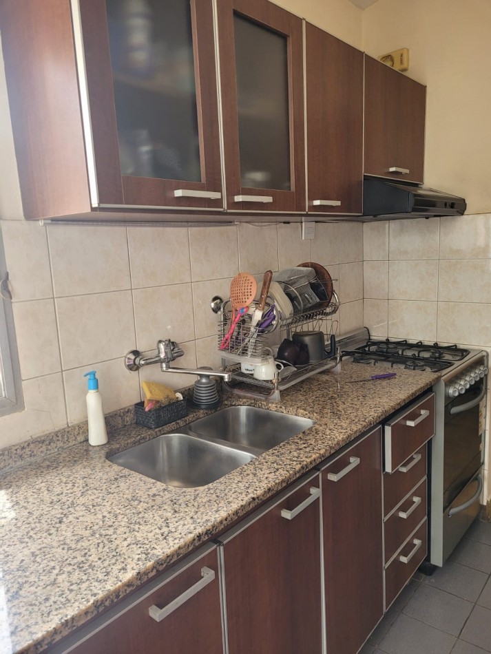 CASA DE 2 PLANTAS EN CENTENO Y BUENOS AIRES APTA A CREDITO