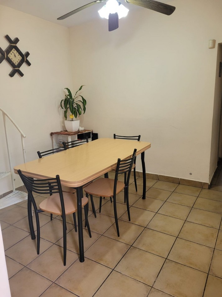 CASA DE 2 PLANTAS EN CENTENO Y BUENOS AIRES APTA A CREDITO