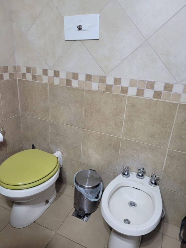 CASA DE 2 PLANTAS EN CENTENO Y BUENOS AIRES APTA A CREDITO