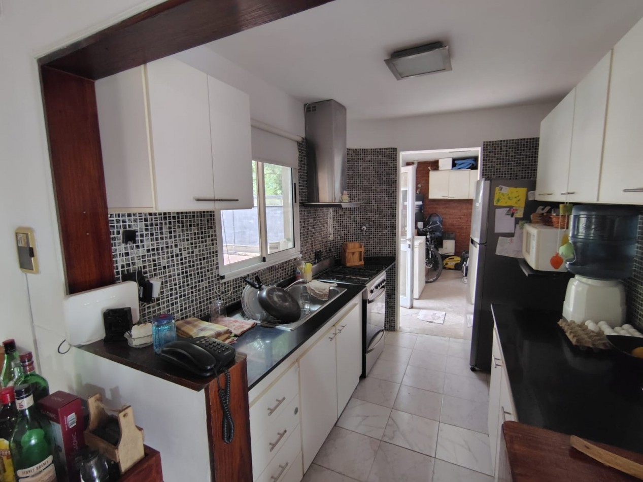 VENTA FUNES APTA A CREDITO  ESQUINA CON PISCINA 2 DORM 