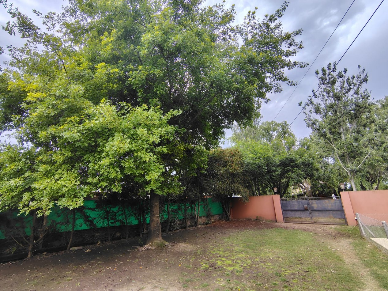 VENTA FUNES APTA A CREDITO  ESQUINA CON PISCINA 2 DORM 