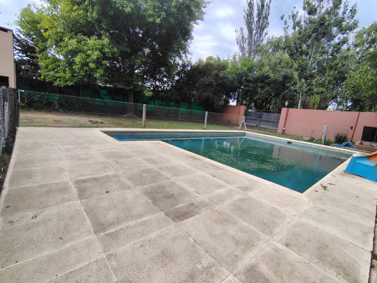 VENTA FUNES APTA A CREDITO  ESQUINA CON PISCINA 2 DORM 