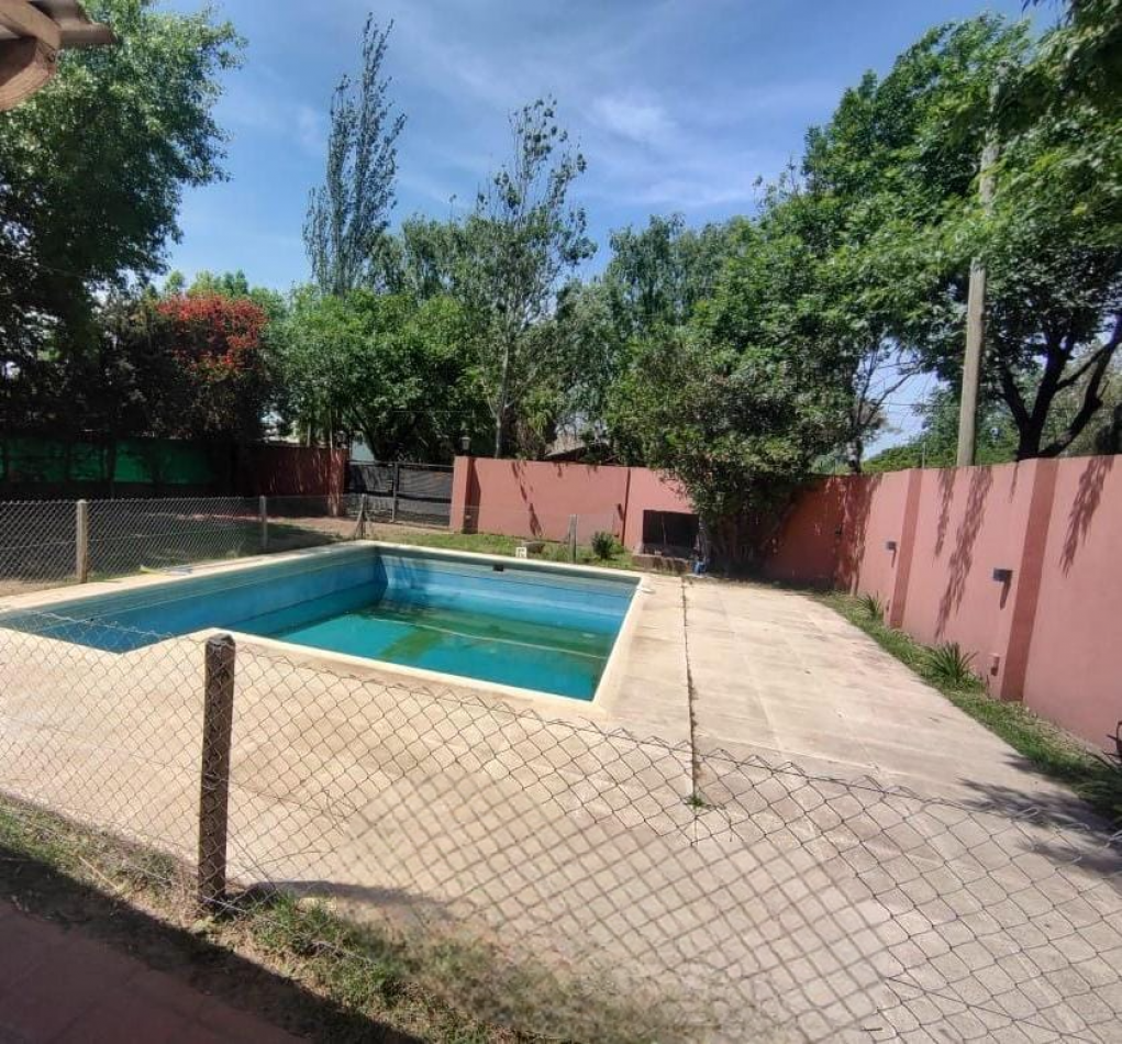 VENTA FUNES APTA A CREDITO  ESQUINA CON PISCINA 2 DORM 