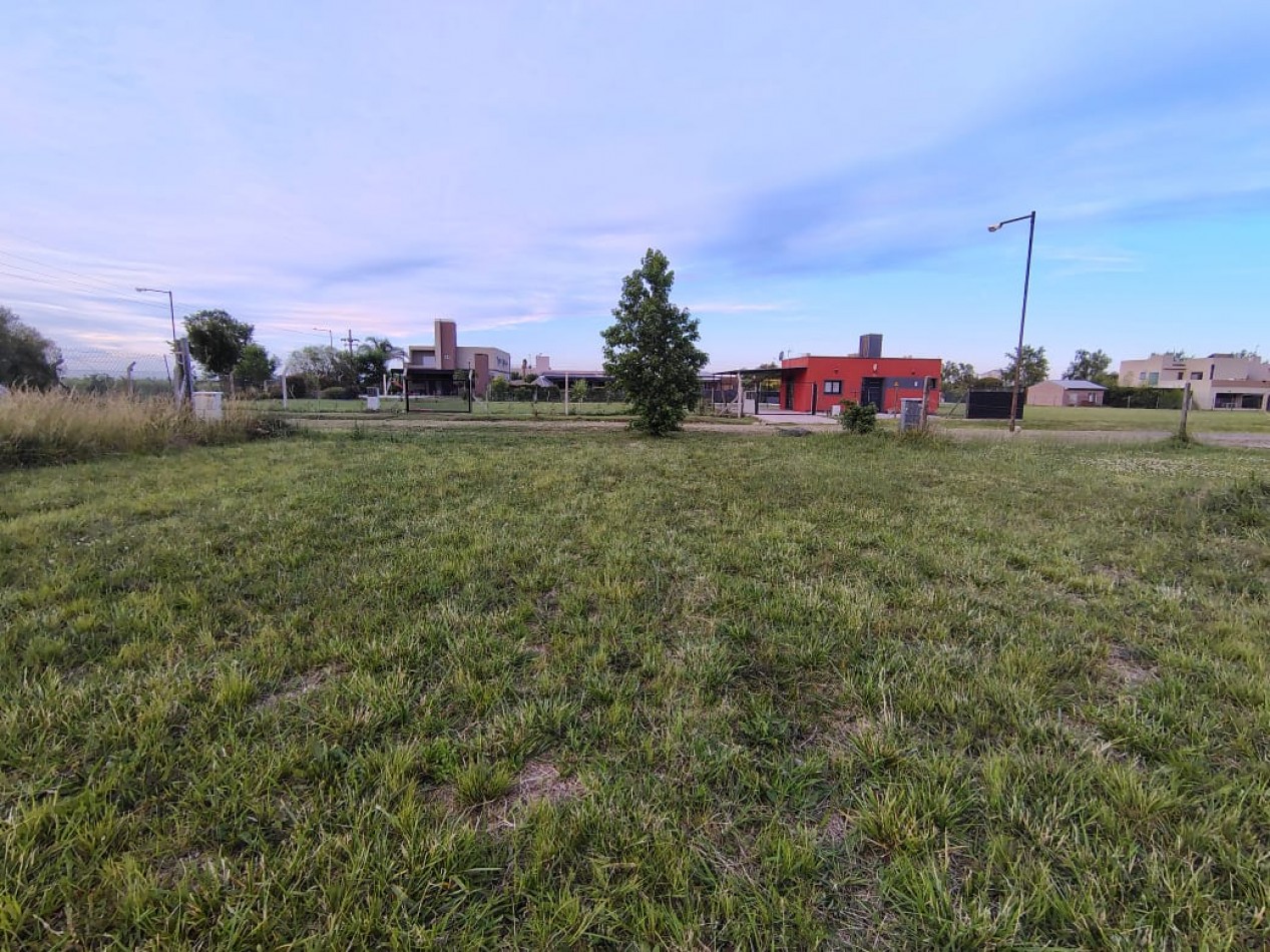 VENTA LOTE  FUNES NORTE  OPORTUNIDAD CON PROYECTO APORBADO 