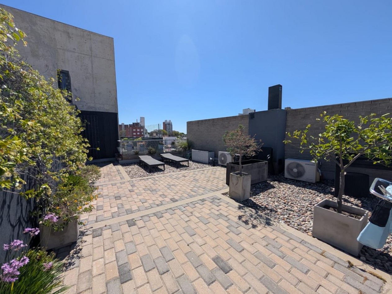 DEPARTAMENTO DE 2 DORMITORIOS EN RICCHIERI & TUCUMAN CON COCHERA INCLUIDA - Complejo Pichincha -