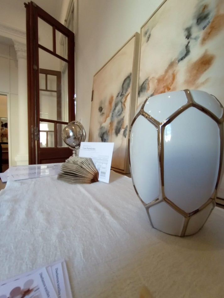 CASA DE 3 DORMITORIOS Y COMODIN EN SARMIENTO 2300