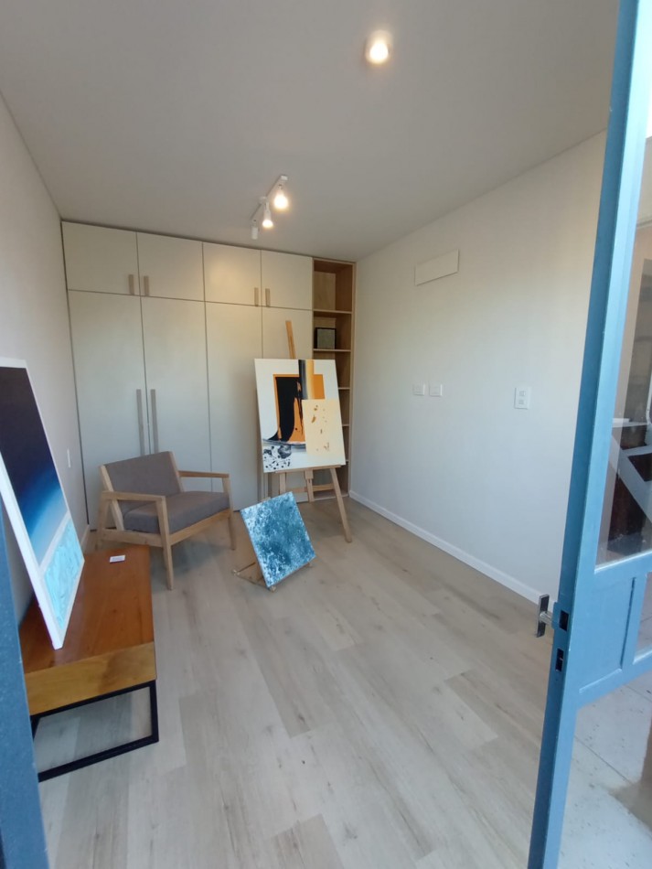 CASA DE 3 DORMITORIOS Y COMODIN EN SARMIENTO 2300