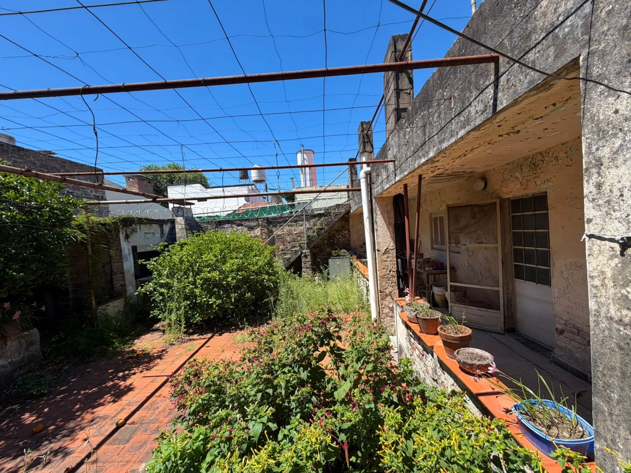 A reciclar Mendoza 5600 ROSARIO   200 MTS2 LOTE - VENTA URGENTE 