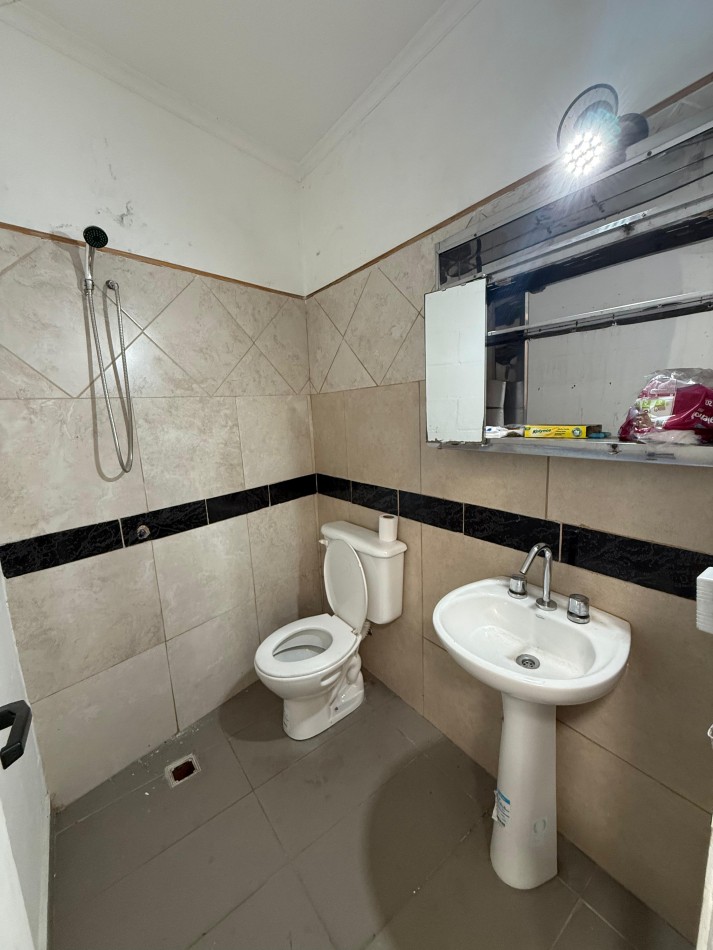 VENTA ROSARIO NORTE GALPON 112 MTS2 