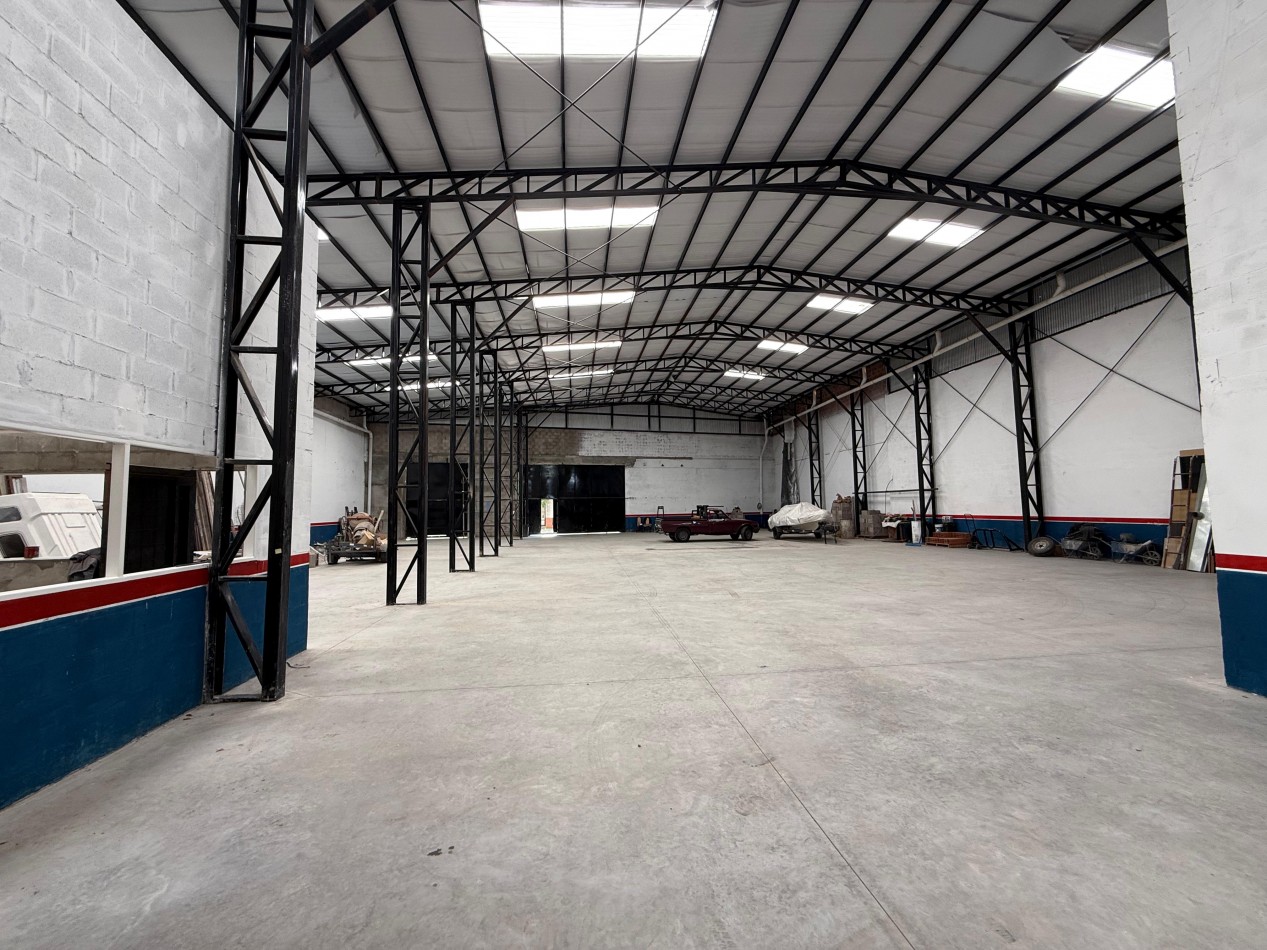 VENTA ROSARIO NORTE  GALPON  800 MTS2 