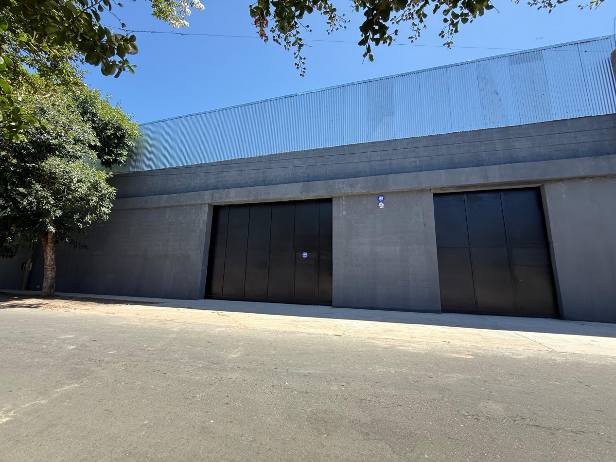 VENTA ROSARIO NORTE  GALPON  800 MTS2 