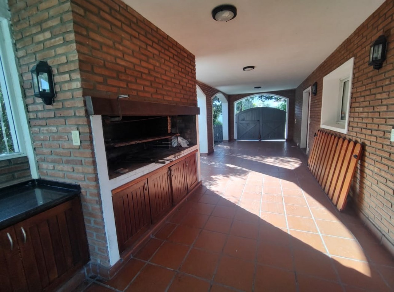 ALQUILER PERMANENTE BARRIO PRIVADO"SAN MARINO" FUNES HILLS