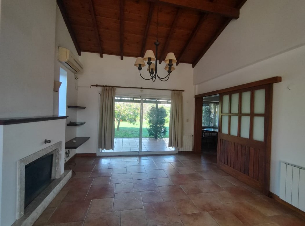 ALQUILER PERMANENTE BARRIO PRIVADO"SAN MARINO" FUNES HILLS