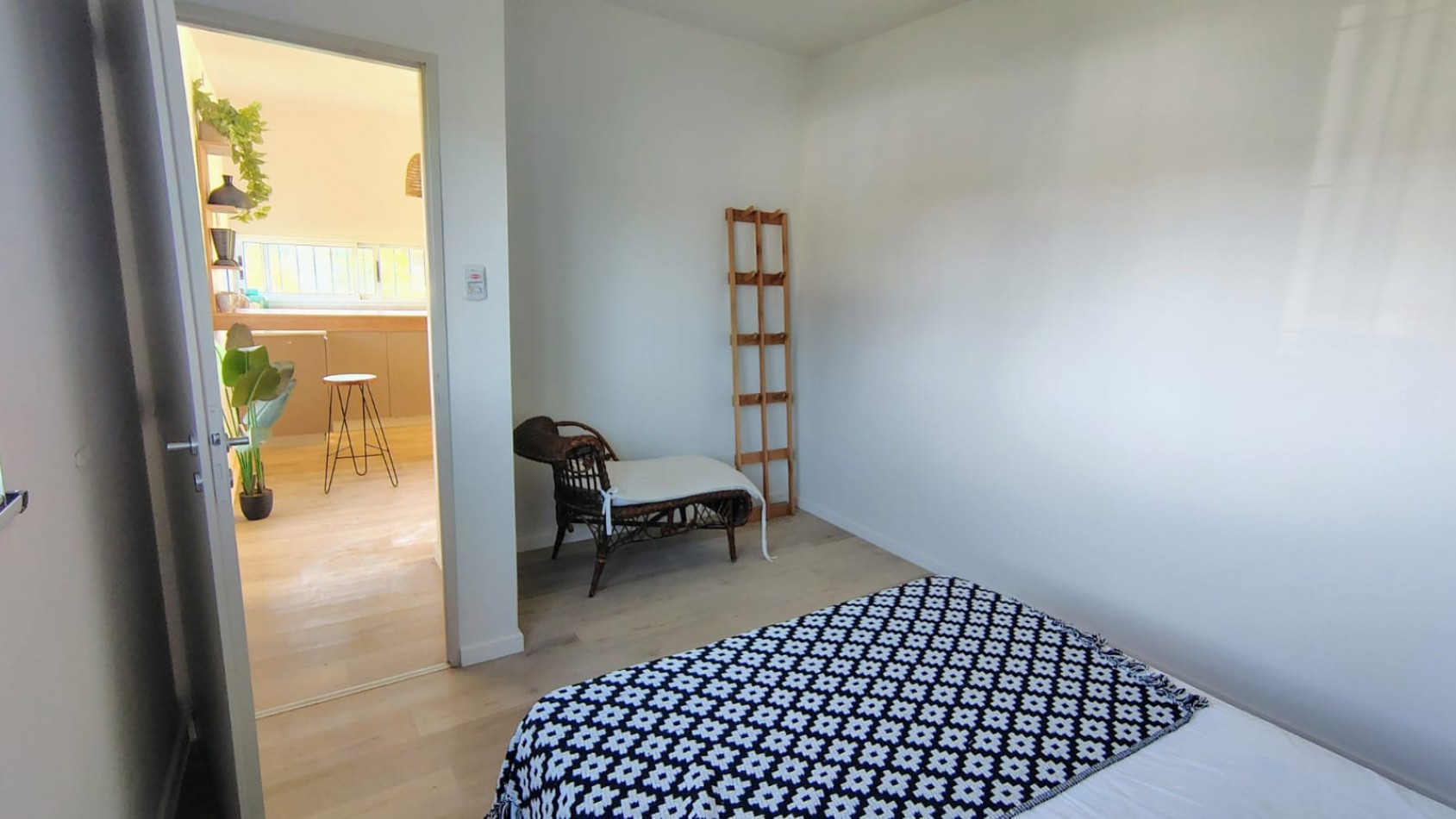 VENTA EN ROLDAN BARRIO "LOS INDIOS" APTA A CREDITO DE 2 DORMITORIOS 