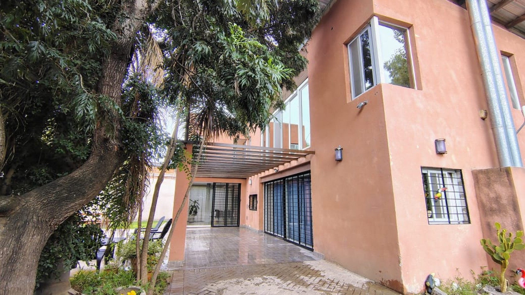 FUNES VENDE - Casa apta credito / zona barrios vida