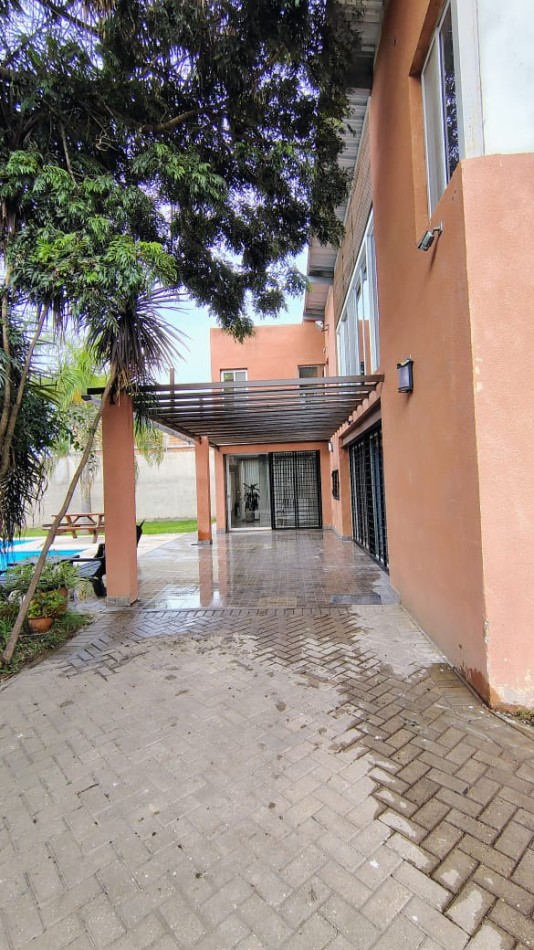 FUNES VENDE - Casa apta credito / zona barrios vida