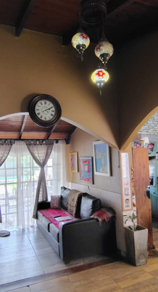 Funes UNICA  reciclar o demoler sobre colectora ruta 9 altura Garita 7 