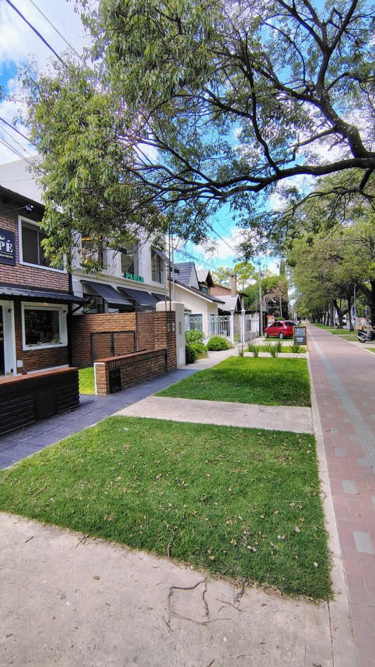 ALQUILER COMERCIAL FUNES SOBRE IRIGOYEN 2400  -  IMPERDIBLE!!!!! 