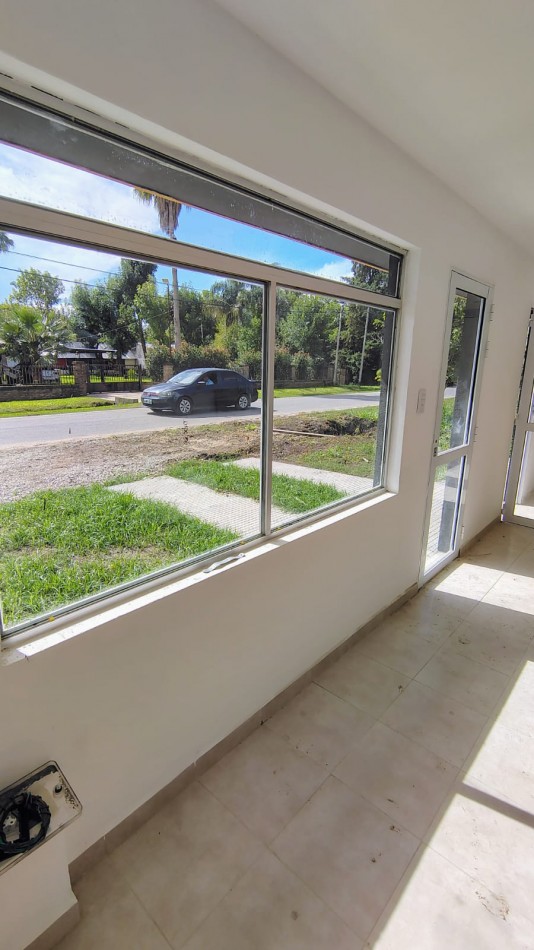 LOCALES COMERCIALES SE ALQUILAN JUNTOS O SEPARADOS EN FUNES NORTE