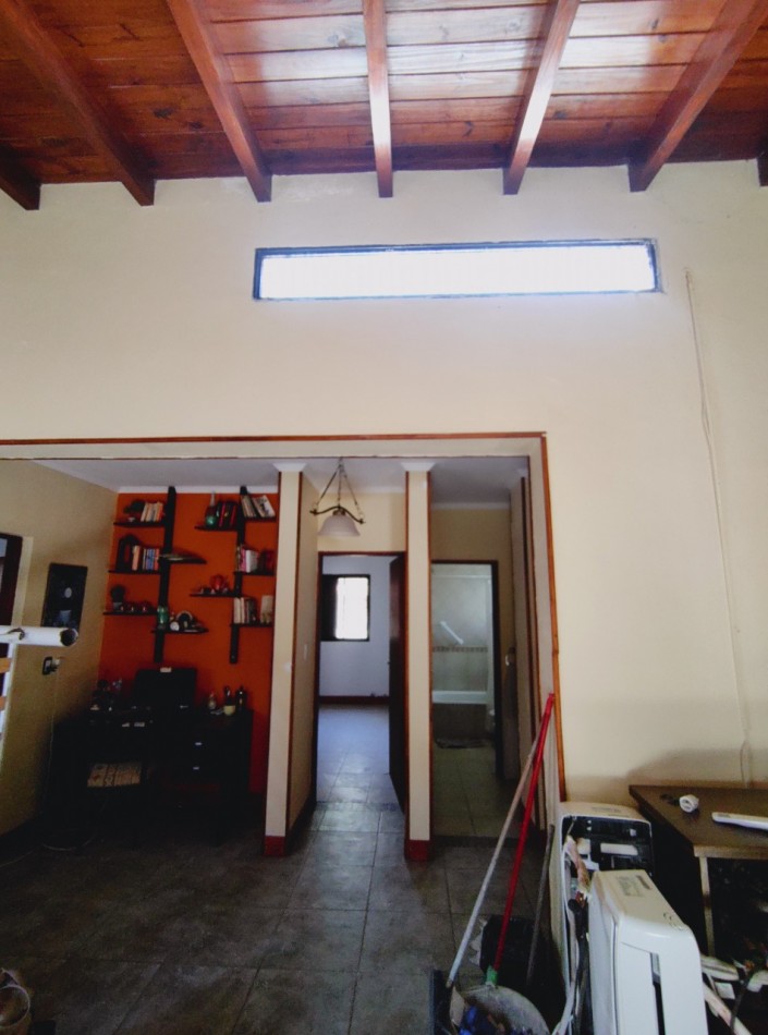 RETASADA - APTA CREDITO - CASA DE  2 DORMITORIOS ROLDAN  