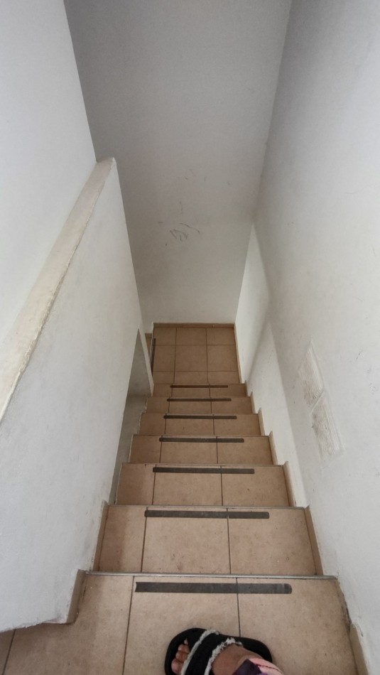 Local comercial  LOCAL + Garage + amplio jardin con piscina  