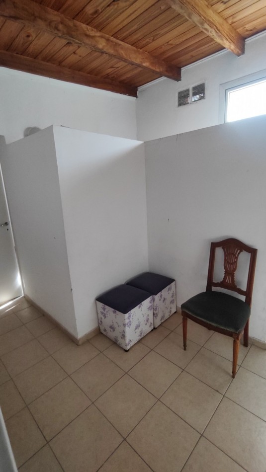 Local comercial  LOCAL + Garage + amplio jardin con piscina  