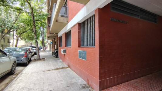 VENTA PH  CON AMPLIO BALCON  Y COCHERA ROSARIO CENTRO APTO CREDITO 