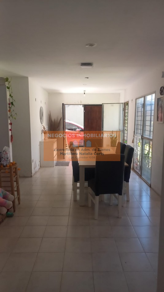 VENTA URGENTE - RETASADA - PROPIEDAD 4 DORMITORIOS - APTA CREDITO "FISHERTON R" ACEVEDO Y LA REPUBLICA - ROSARIO 