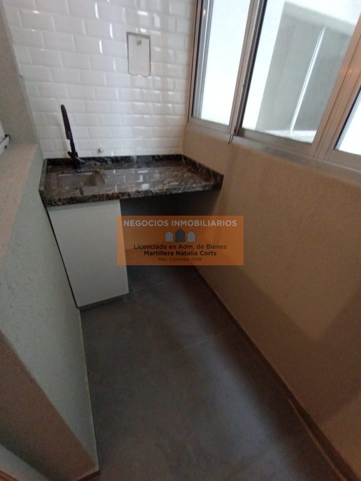 Venta de departamento de 2 dormitorios en Mendoza y San Martin