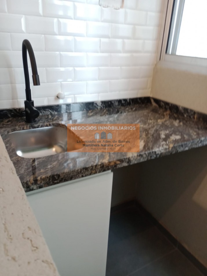 Venta de departamento de 2 dormitorios en Mendoza y San Martin