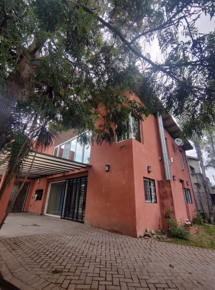 FUNES VENDE - Casa apta credito / zona barrios vida