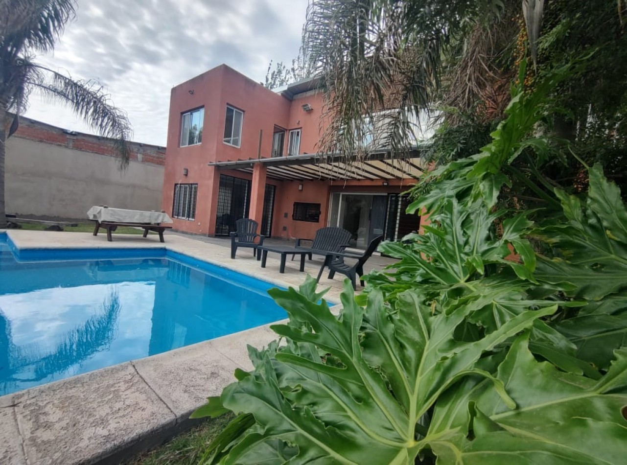 FUNES VENDE - Casa apta credito / zona barrios vida