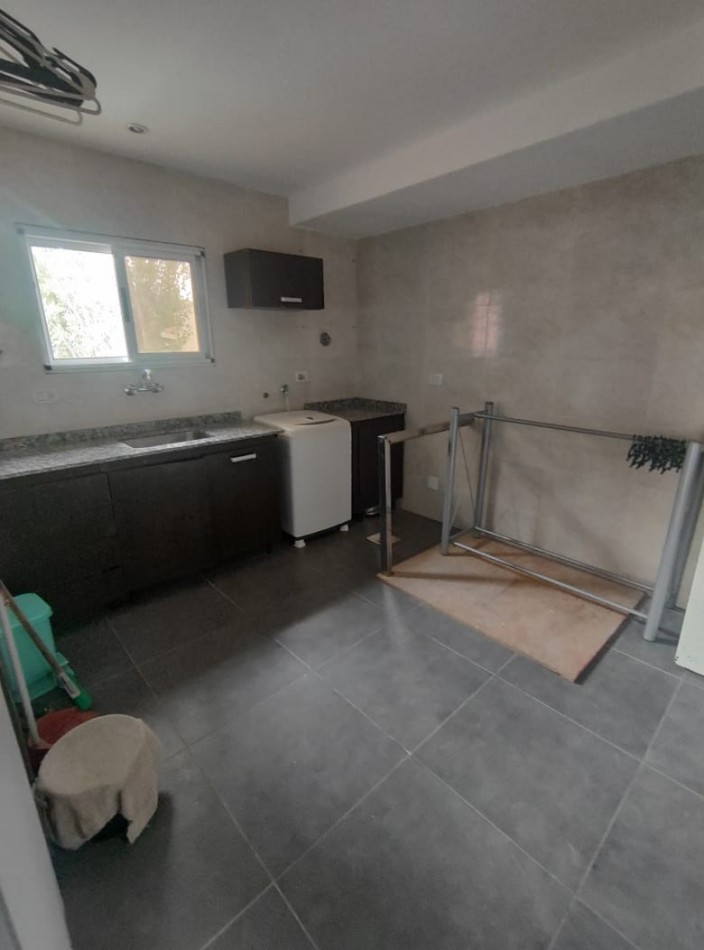 FUNES VENDE - Casa apta credito / zona barrios vida